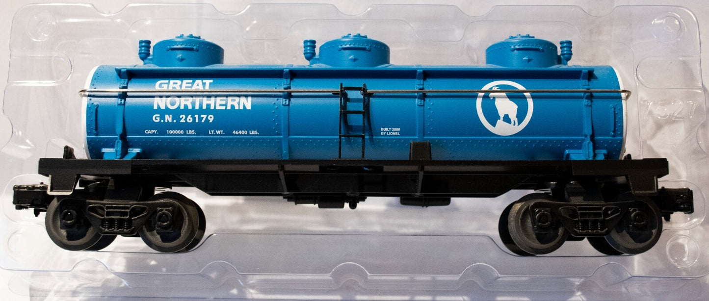 Lionel #6-26179 GN Three-dome Tank Car. Operating couplers, Metal Handrails, Pla