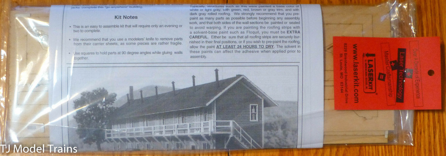 American Model Builders HO #713 Railroad Rooming House