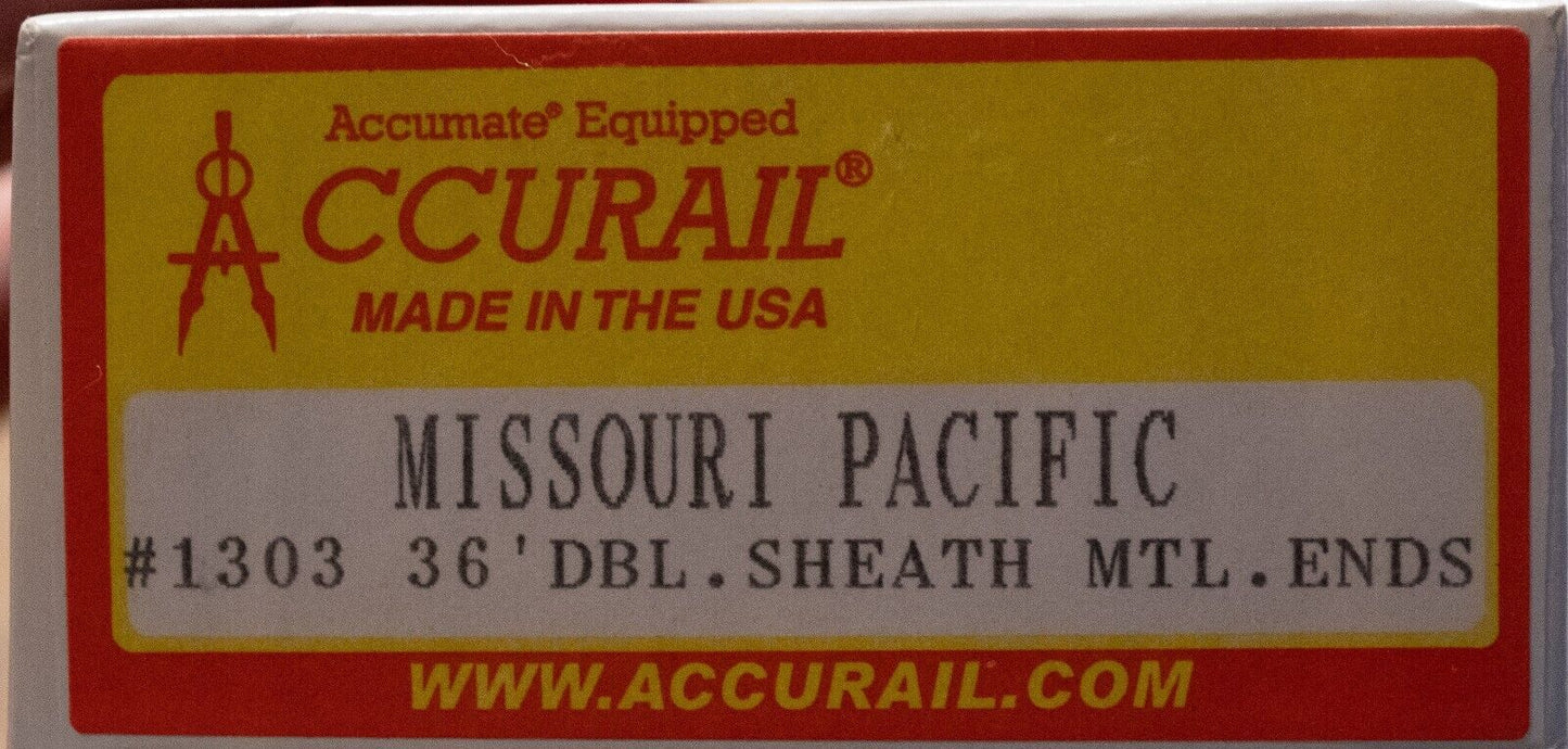 Accurail HO #1303 36' Double-Sheathed Wood Boxcar w/Steel Roof, Ends, Fishbelly