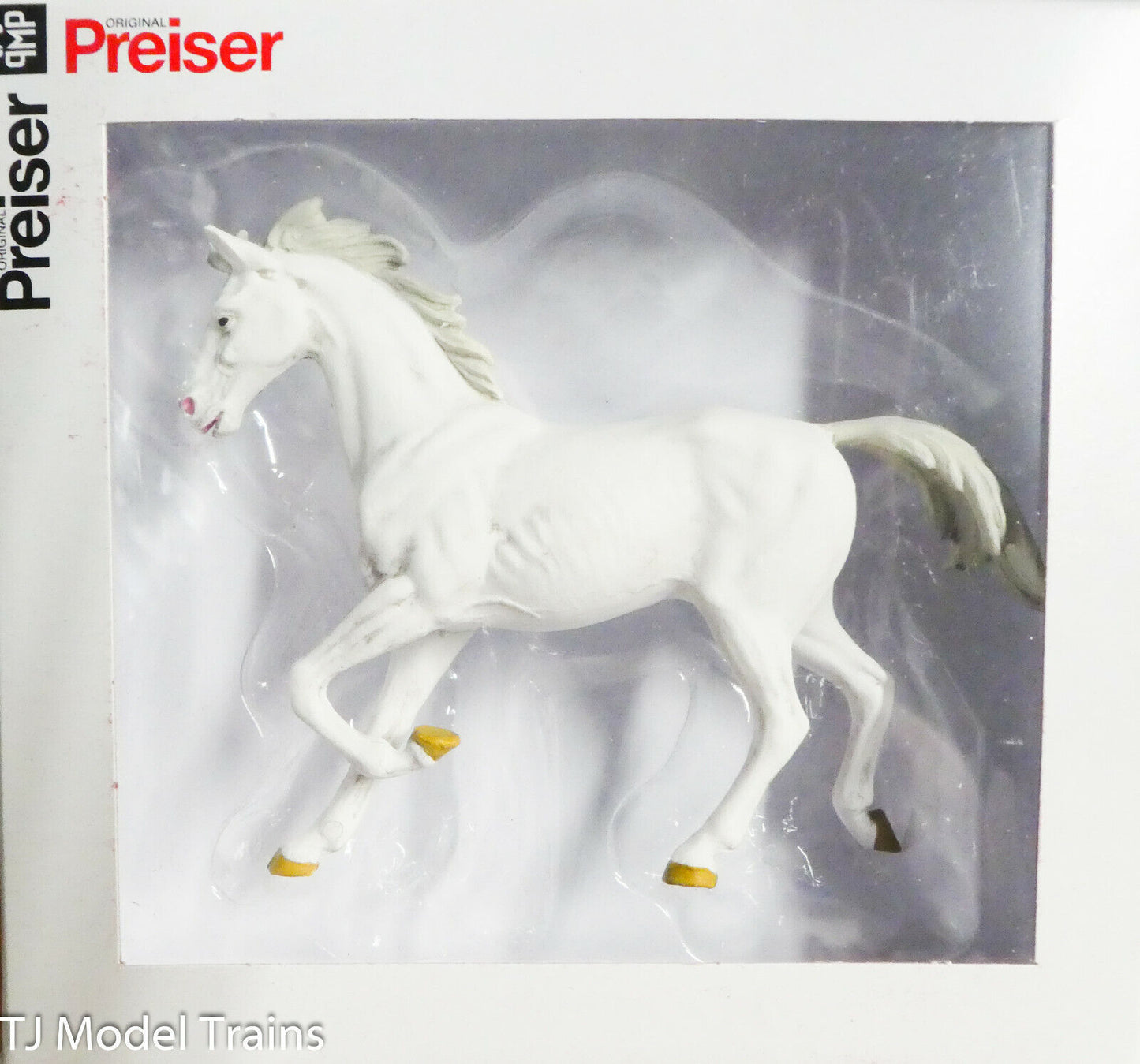 Preiser #47022W White Trotting Horse (1/25th Scale) Painted / Plastic