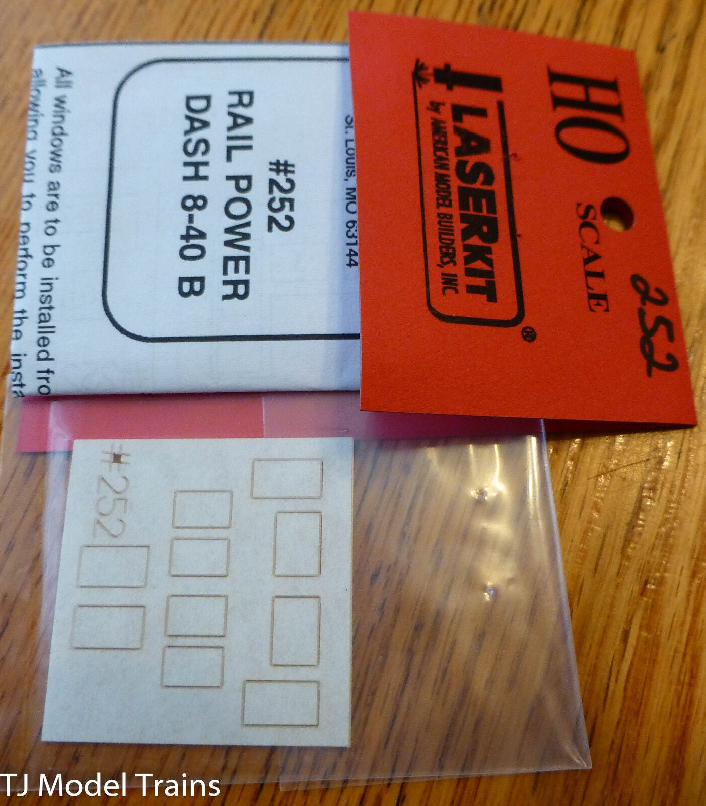 American Model Builders #252 Pre-Masked Laser-Cut Acrylic Glazing Window Set