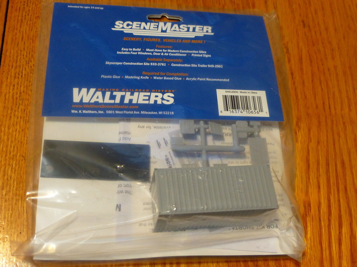 Walthers SceneMaster HO #949-2900 Mobile Office Molded in Light Gray Plastic Kit