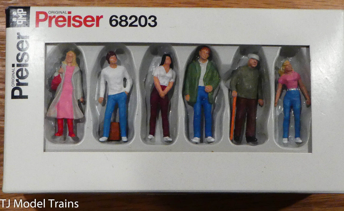 Preiser #68203 Passers-by PEOPLE STANDING