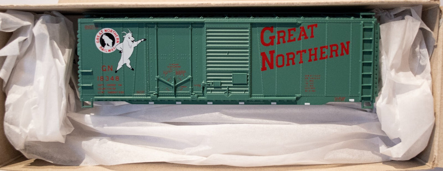 Accurail HO #8170 (3Pck) 40' Combination Door Steel Boxcar 3-Pack - Kit -- Great