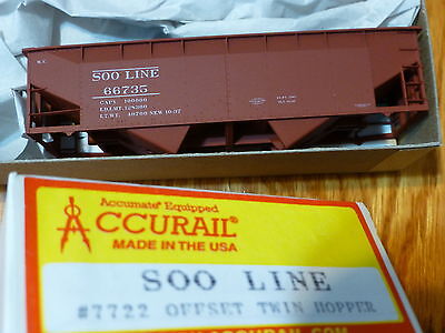 Accurail HO #7722 Soo Line (Rd #66735) Offset Twin Hopper kit