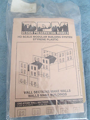 DPM HO #243-30110 Two-Story Arched 2-Window - Low