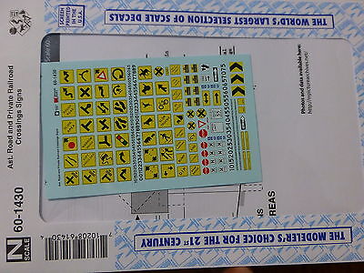 Microscale Decal N #60-1430 Ast. Road & Private Railroad Crossings Signs