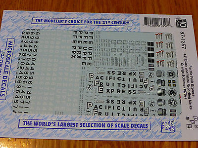 Microscale Decal HO #87-1357 Pacific Fruit Express (PFE)-14" Black and White Re