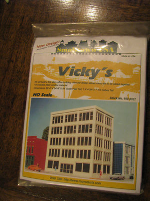 Smalltown USA HO #699-6027 Vicky's Fashions - Kit - Talltown Buildings