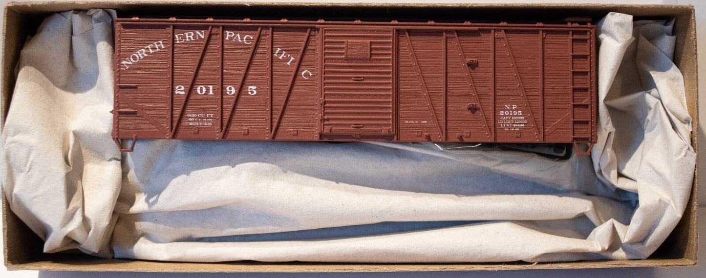Accurail #8144 (3-Pack) 40' Wood Boxcars and Wood Reefer Set - Kit -- Northern P