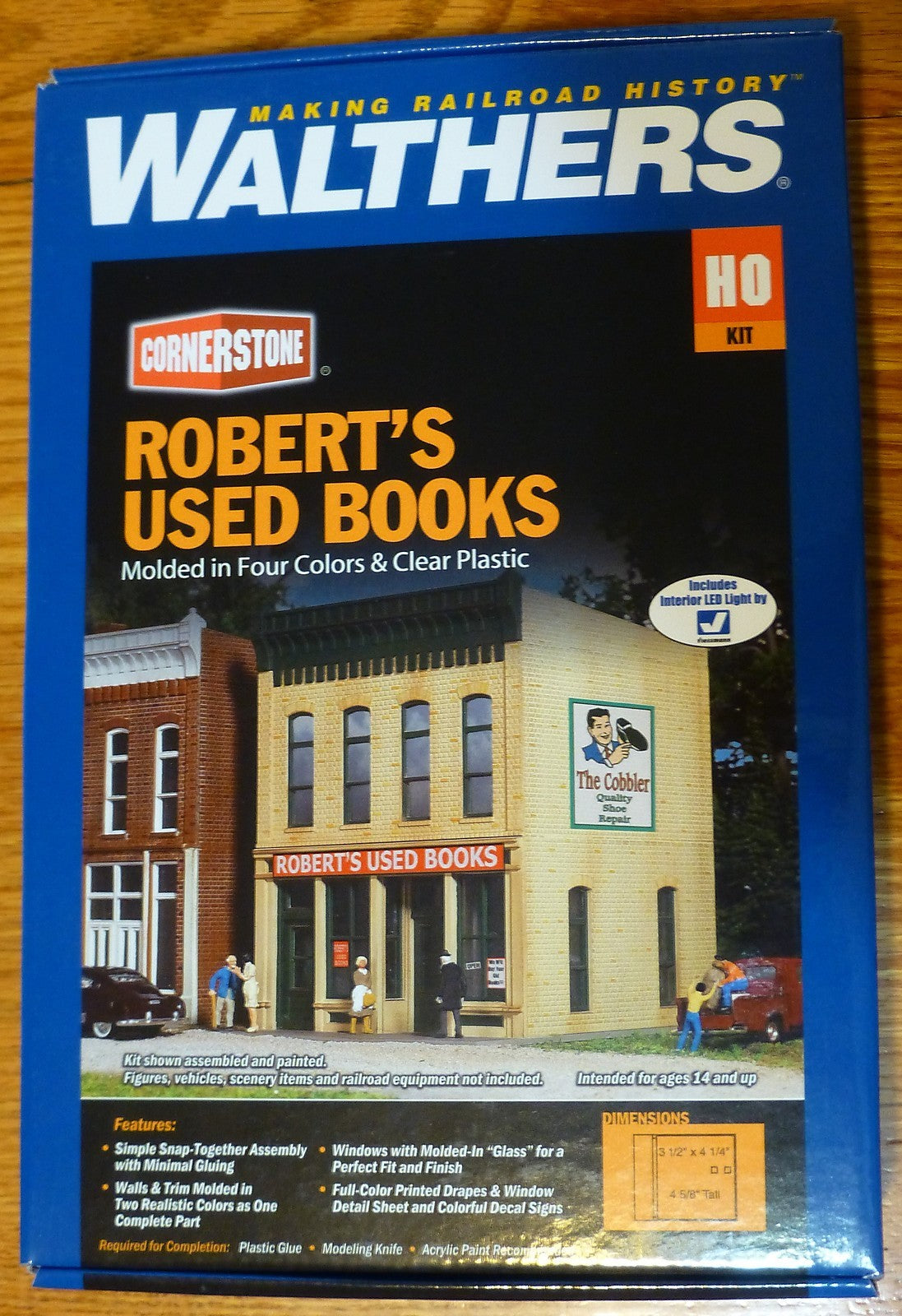 Walthers HO #933-3659 Robert's Used Books -- Kit (Building Kit)