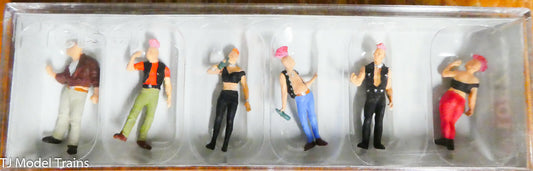 Preiser HO #10473 Pedestrians -- Punk Rockers / 1:87th Scale / Plastic