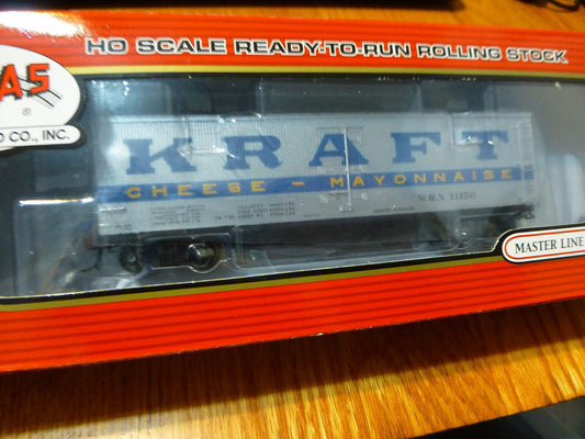 Atlas HO #20002011 (40' Wood Reefer) RTR  Kraft WRX #11150 (silver, blue, Billbo