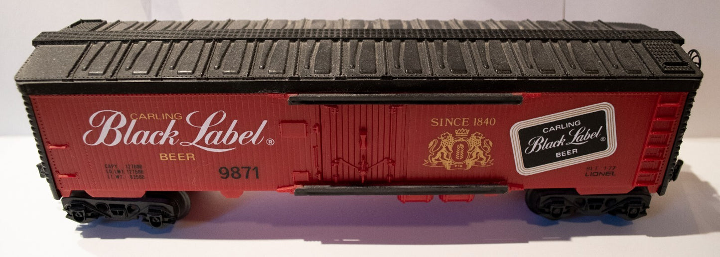 Lionel O Scale  #6-9871  Carling Black Label Reefer.