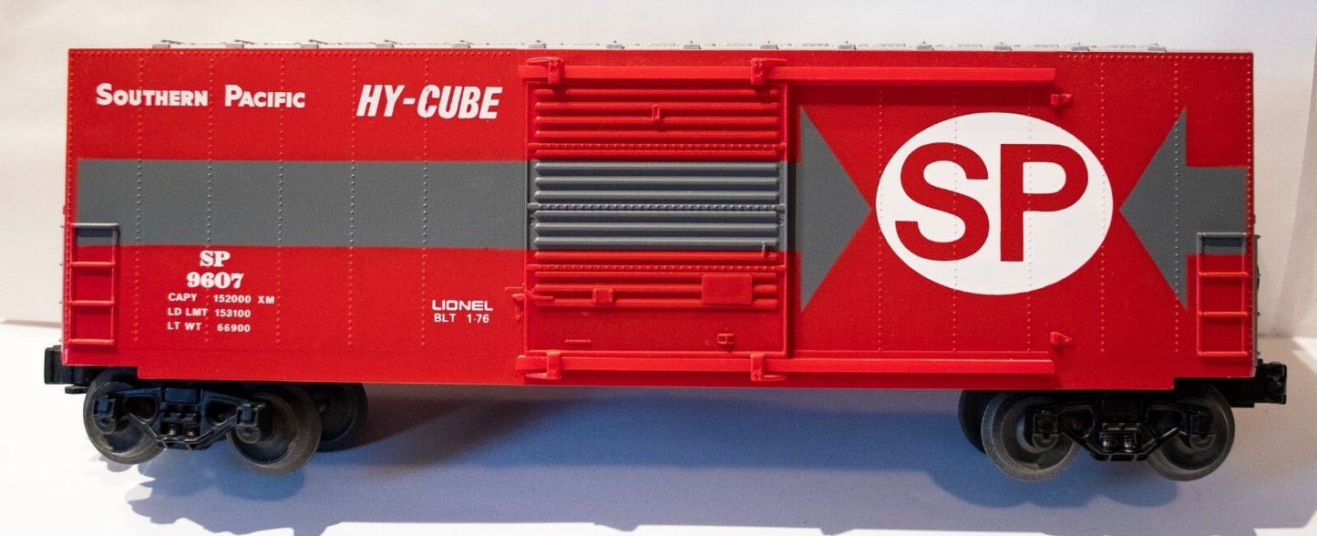 Lionel O Scale  #6-9607 Southern Pacific Hi-Cube Boxcar