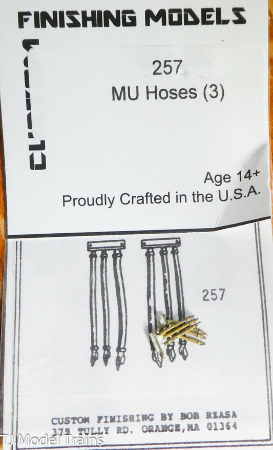 Custom Finishing Models HO #257 MU Hoses -- Three-Hose w/Bracket  (Brass)