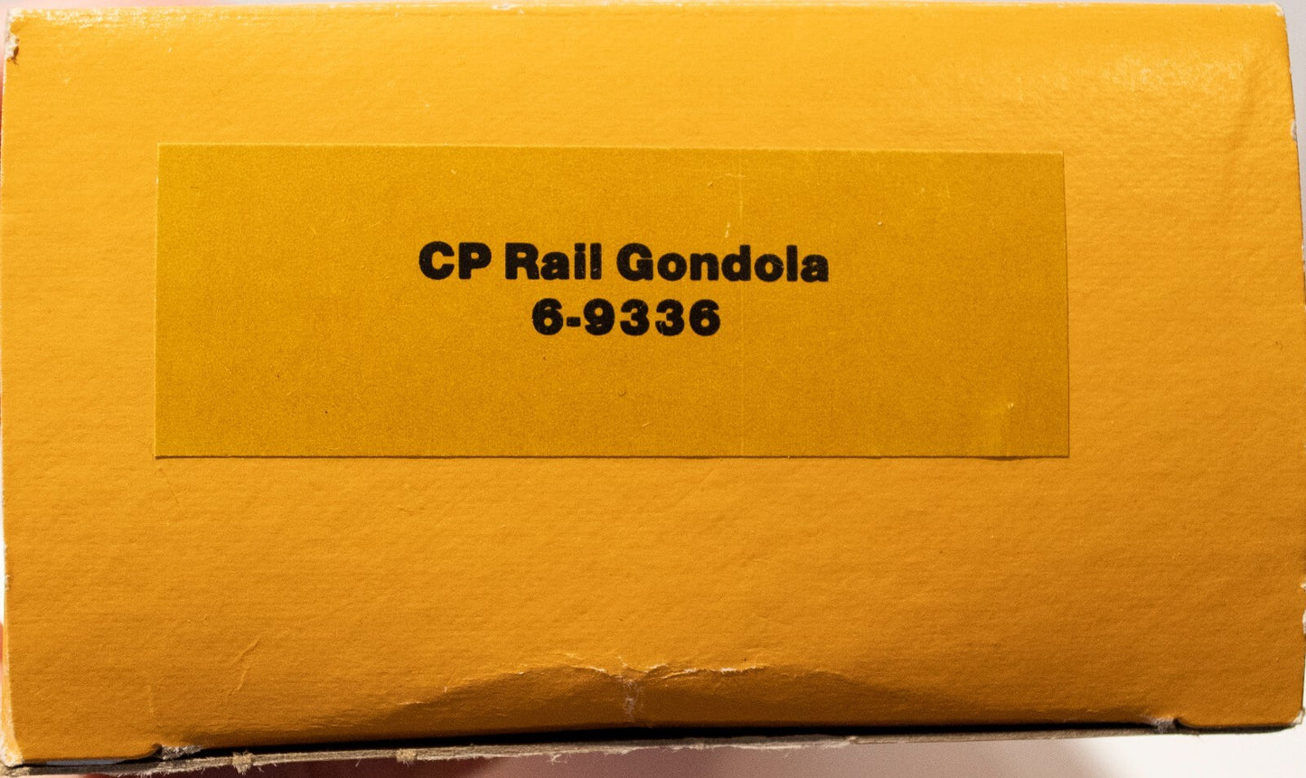Lionel #6-9336  CP Rail Gondola with Coal