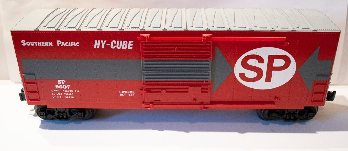 Lionel O Scale  #6-9607 Southern Pacific Hi-Cube Boxcar