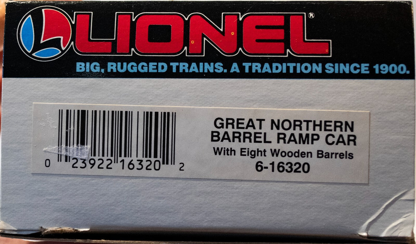 Lionel O Scale (Used) #16320 Lionel Great Northern Barrel Ramp Car