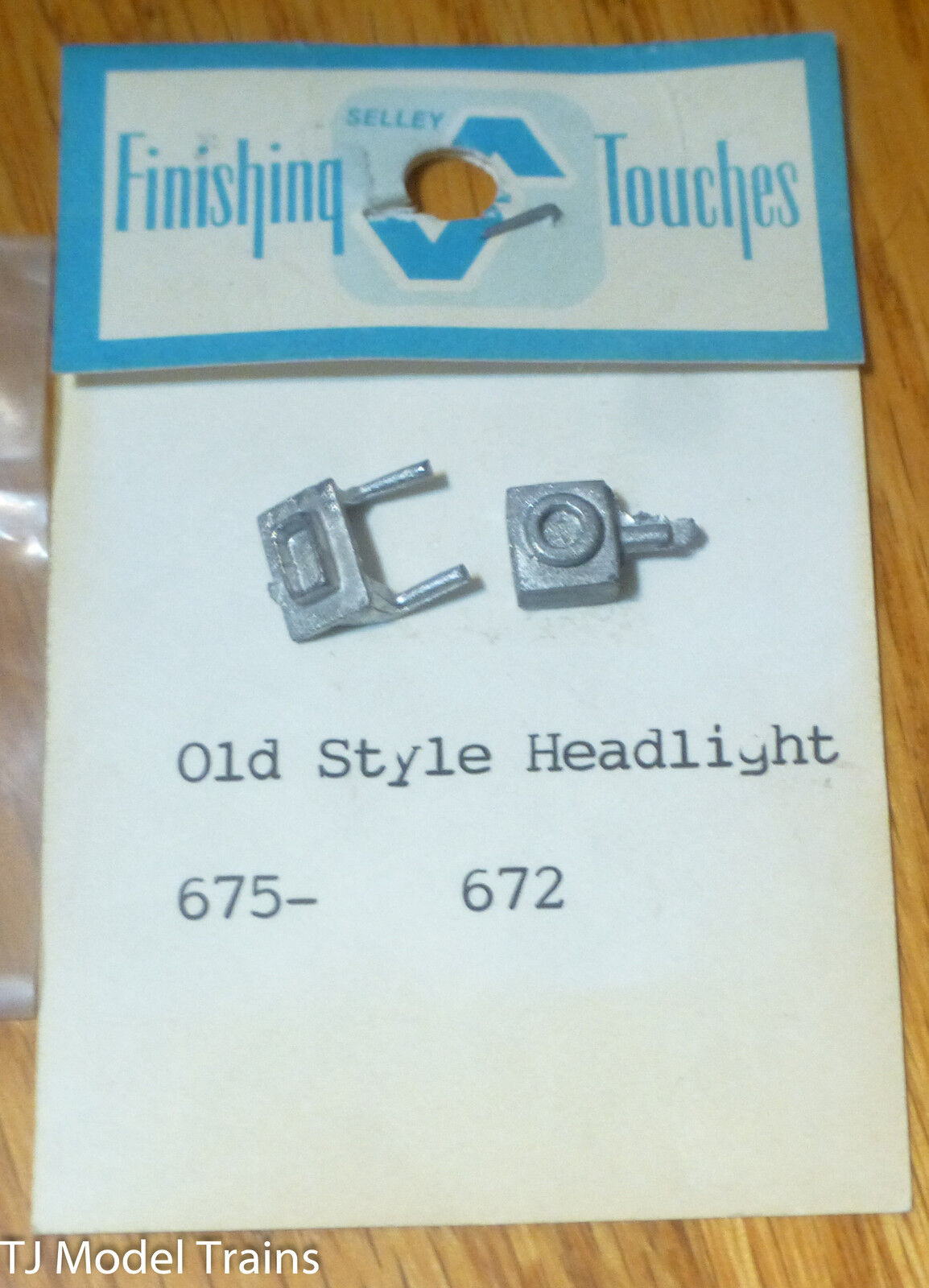 Selley #672 Old Style Headlight (HO Scale) Light Cast Metal