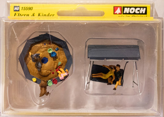 Noch Gmbh & Co Ho #15590 Parents & Children w/Accessories -- 4 People, 1 Dog, Sa