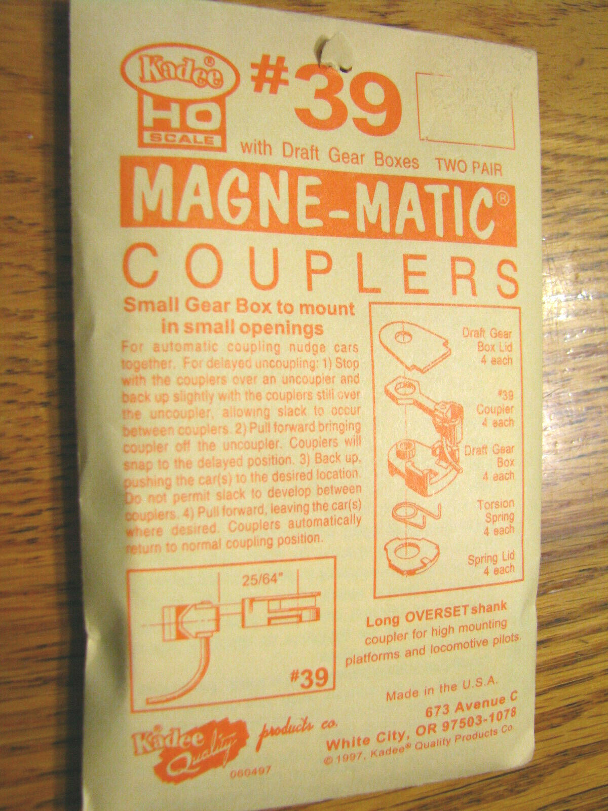 Kadee HO #39 30 Series Magne-Matic(R) Couplers (25/64")