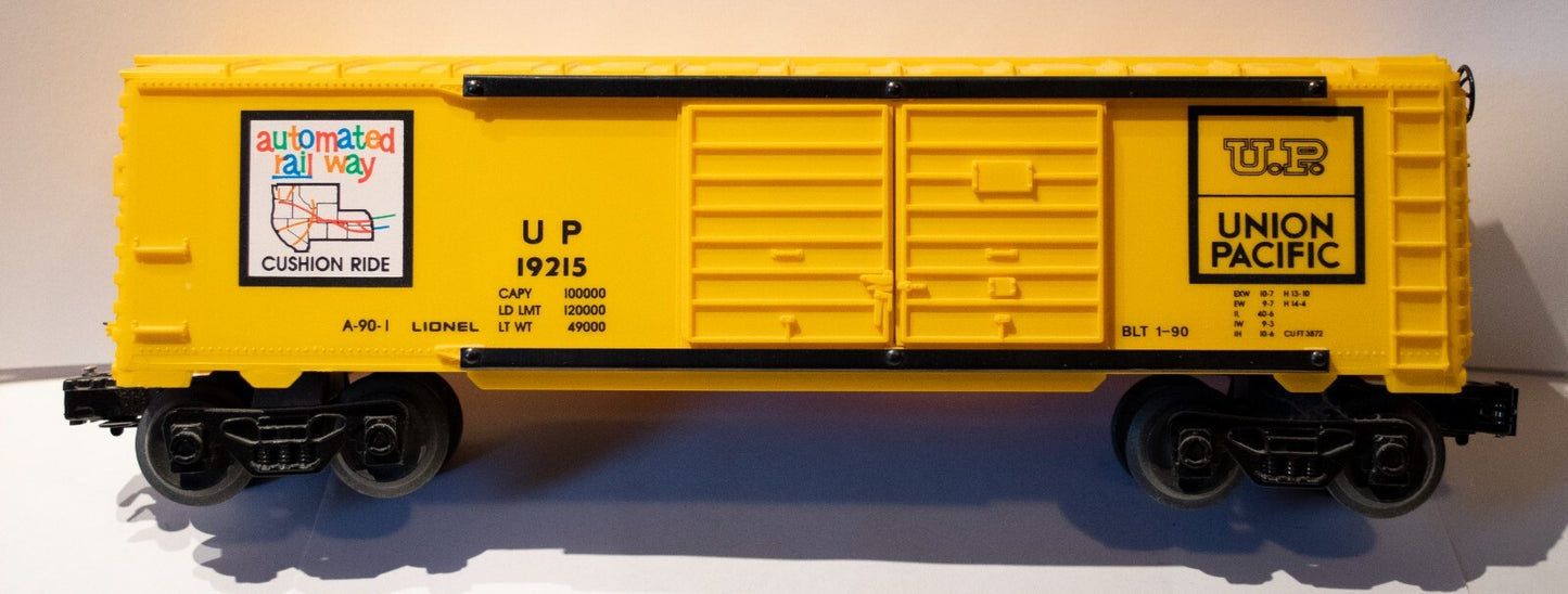 Lionel O Scale  #6-19215 Union Pacific Double Door Boxcar