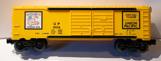 Lionel O Scale  #6-19215 Union Pacific Double Door Boxcar