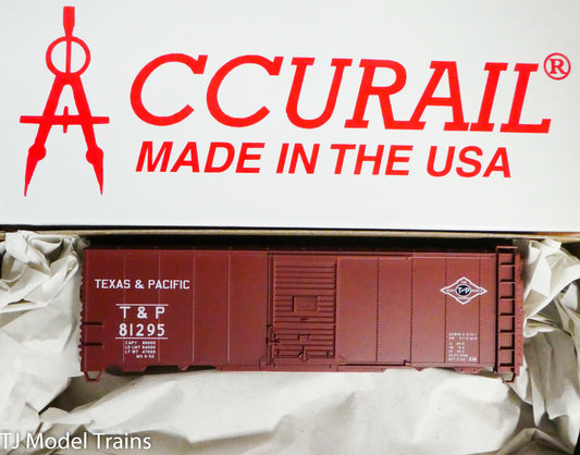 Accurail HO #3563 Texas & Pacific (40' Single Door Riveted Steel Boxcar) NEW