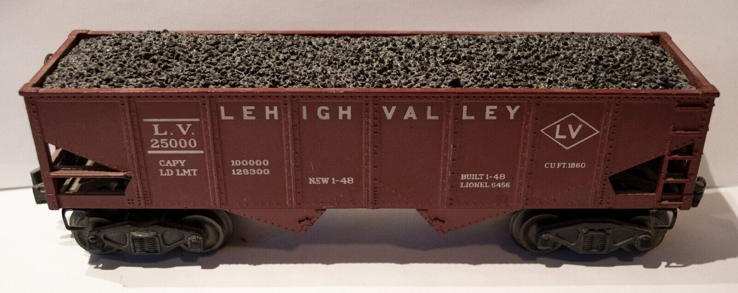 Lionel (#38 No Box) O Scale #25000 LEHIGH VALLEY 25000 MAROON 2-BAY HOPPER
