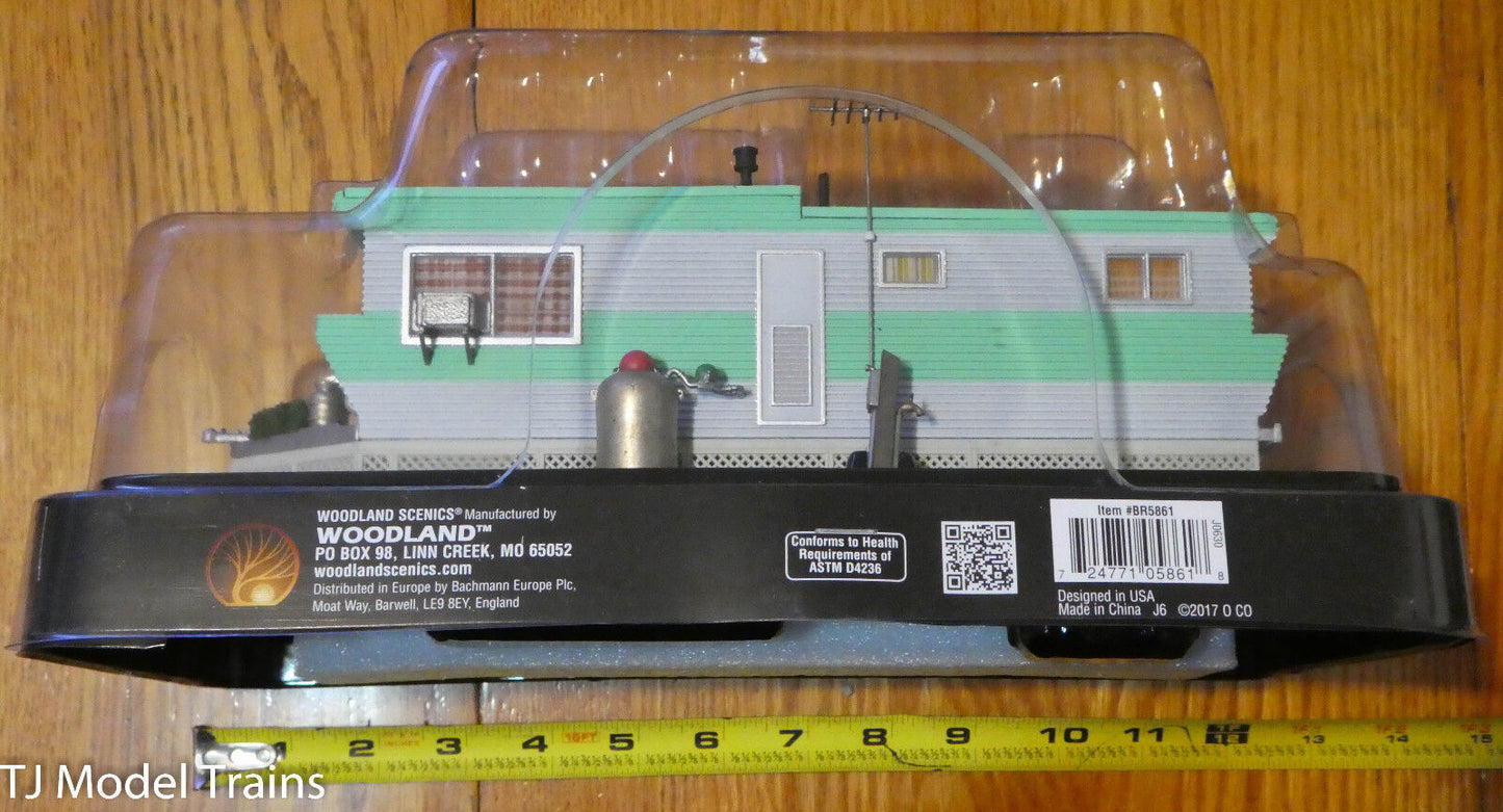 Woodland Scenics O #5861 Grillin' & Chillin' Trailer (Built Up)