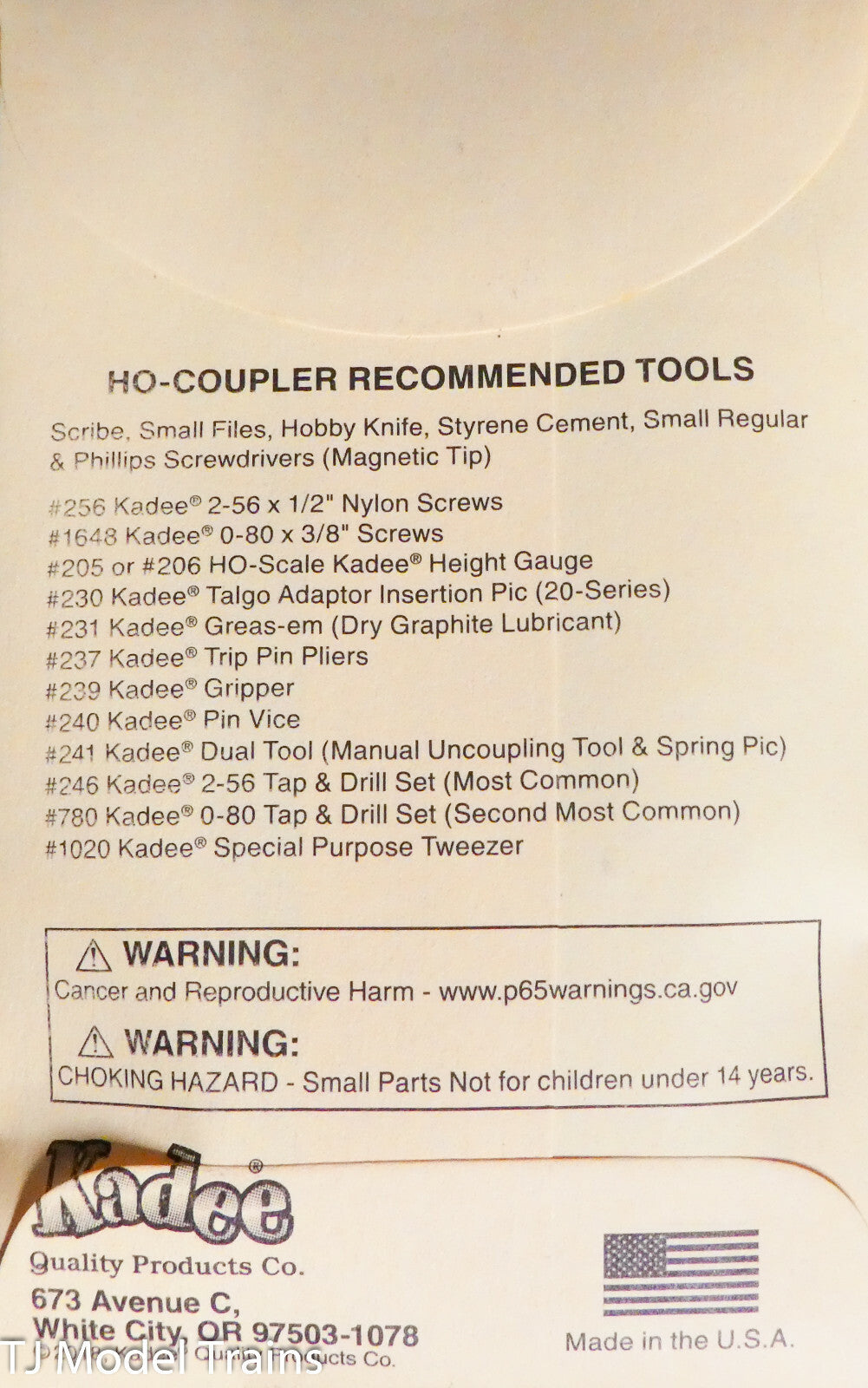 Kadee HO #28 Plastic-Shank Coupler - Kit - Magne-Matic(R) -- Medium 19/64" Cente