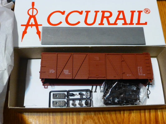 Accurail HO #7199 Data Ony Oxide (Wood 6 Panel Box w/Steel Ends) Kit Form
