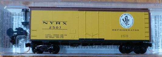 Micro-Trains Line #21440 New York Central #2507 40' Standard Box Plug Door Roofw