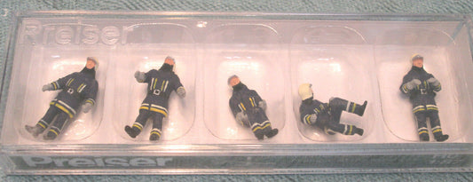 Preiser HO #10487 Engineers/Pump Operators at the Engine (Painted) 1:87th Scale