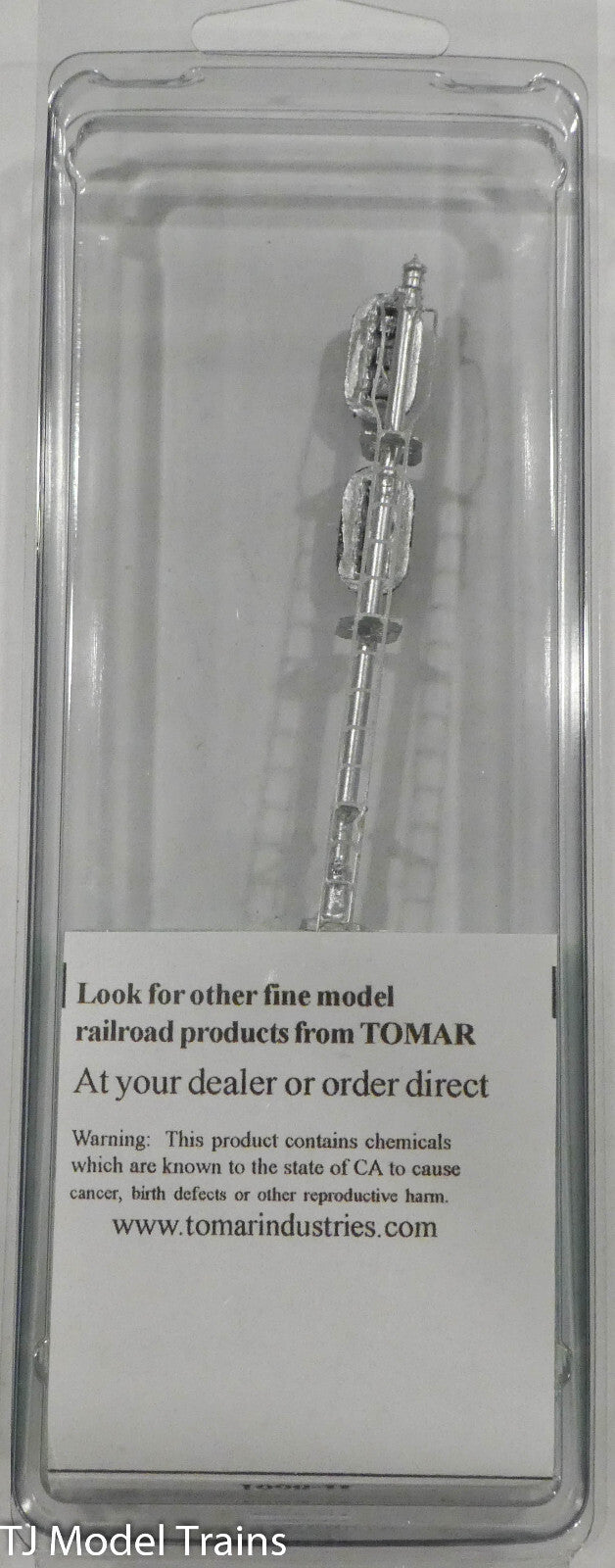 Tomar Ind. HO-Scale #H-8661   3/3 Vertical Signal with Snowshield