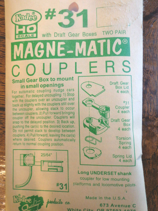 Kadee HO #31 / 30 Series Magne-Matic(R) Couplers (2 Pair)