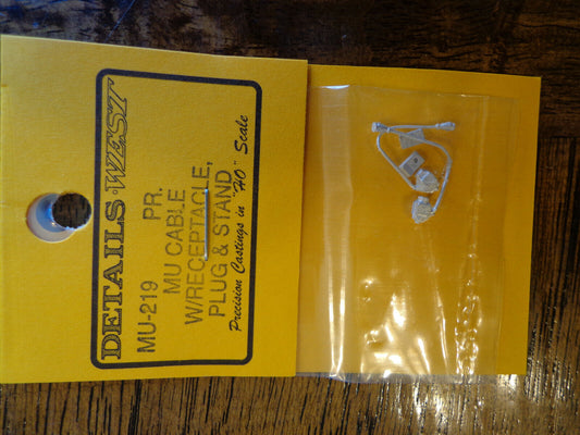 Details West HO #219 MU Cables -- 1 Each Receptacle Single-Plug & Stand
