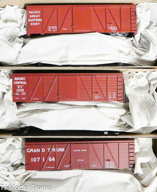 Accurail HO #8135 (3 Pack) Pacific Great Eastern, Quebec Central, Grand Truck