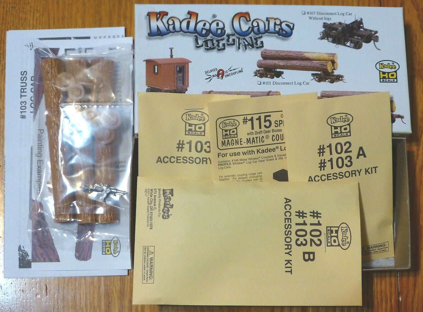 Kadee HO Scale #103 Truss Log Car w/Load - Kit -- Undecorated (Kit)