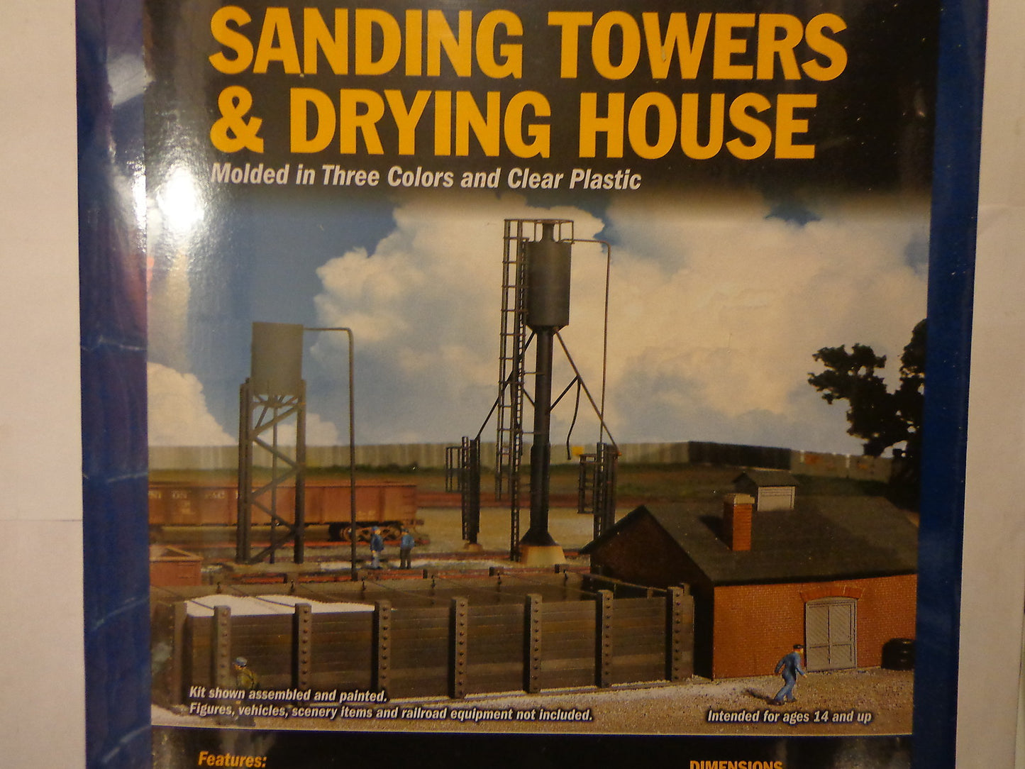 Walthers HO #933-3182 Sand Towers & Drying House (kit form) Plastic