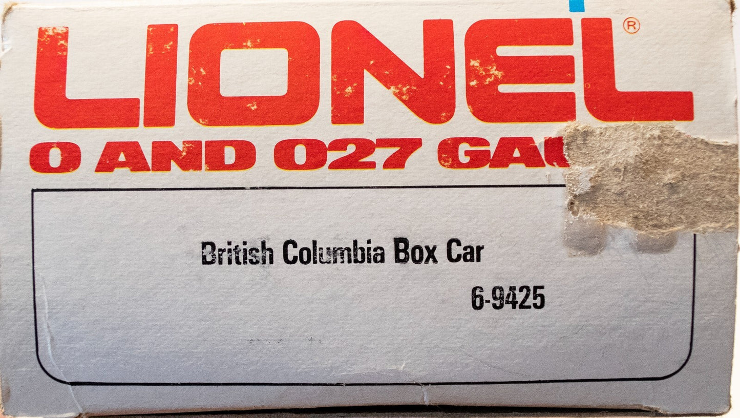 Lionel O Scale (Used) #6-9425 BRITISH COLUMBIA RAILWAY BOXCAR