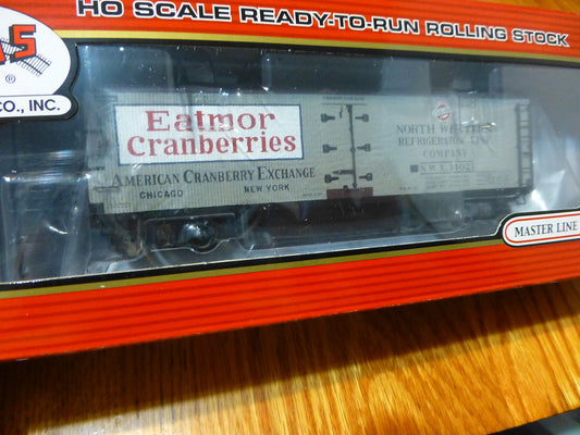 Atlas HO #20002010 (40' Wood Reefer) RTR Eatmor Cranberries NWX #14021