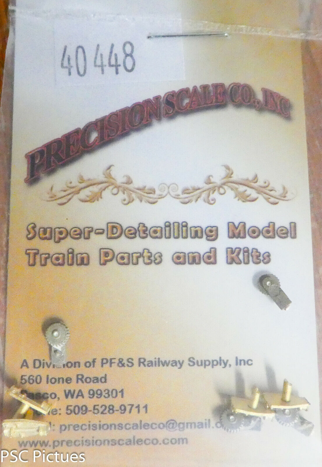 Precision Scale O #40448 Bracket, Upper Staff, for: Freight Cars (Brass)