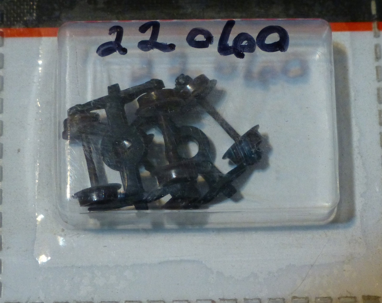Atlas N #22060 Roller Bearing Caboose Trucks (no couplers) 1 Pair