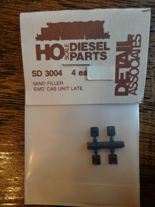 Detail Associates HO #3004 Sand Filler EMD Cab Late (4)