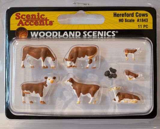 Woodland Scenics #1843 Scenic Accents(R) -- Hereford Cows pkg(7)