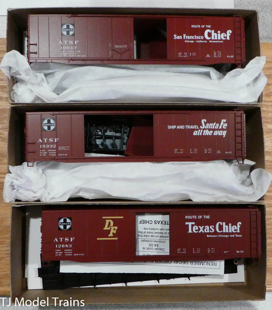 Accurail HO #8107 (3 Pack) 50' Steel Boxcar (SANTA FE)