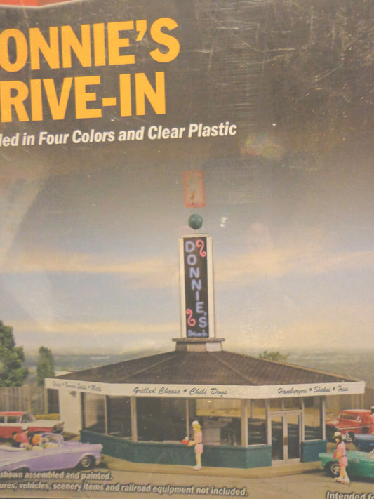 Walthers Cornerstone HO #3474 Donnie's Drive-In (NEW) 5-13/16 x 6-11/16 x 5-1/8"