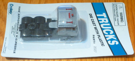 Boley HO #185-20276 (Silver Cab) European Truck - Cabover Tractor -- silver
